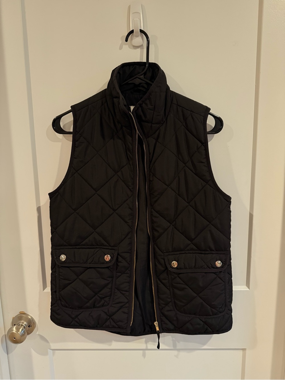 Quilted Black Puffer Vest with Snap Pockets